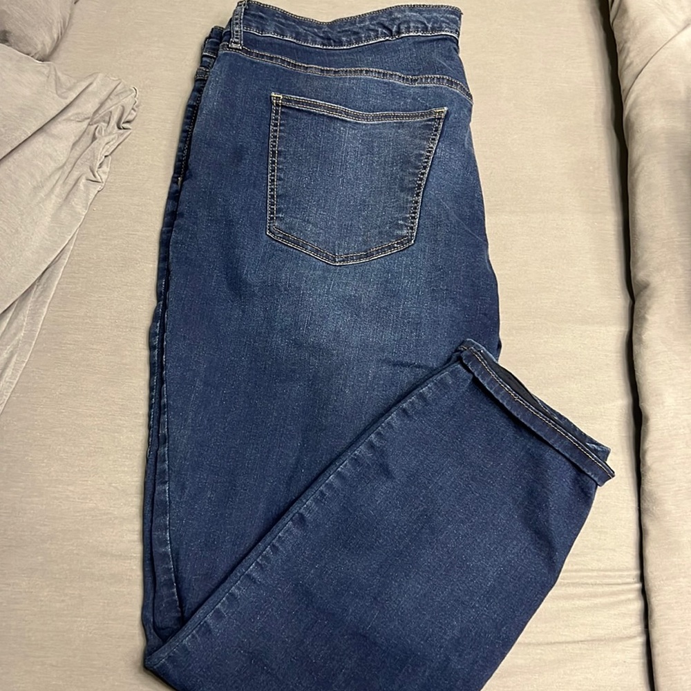 Universal Thread Mid rise skinny